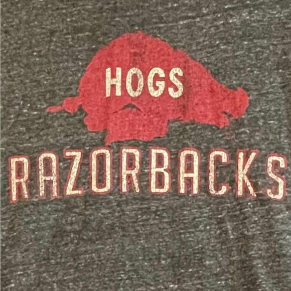 NWT Gray Hogs Razorbacks Women’s T-Shirt 2XL - Picture 10 of 10
